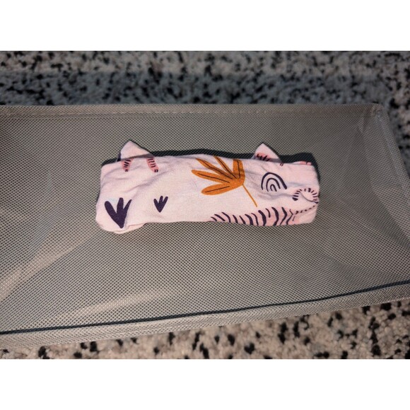 Pax & Lucy Pink Tiger Bamboo Bow - Picture 3 of 3